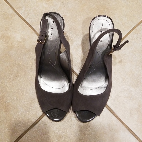 Shoes - Picture 1 of 3